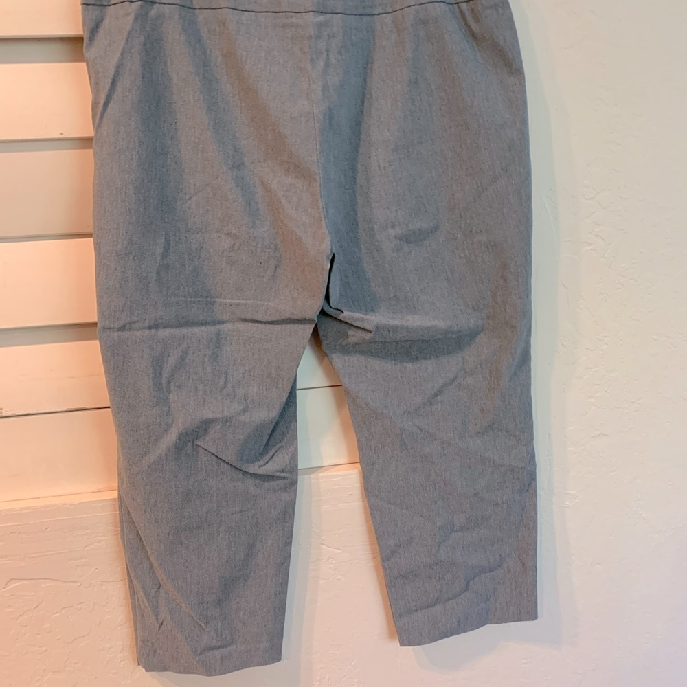 Alfani size 14 grey pull on pant excellent condition - Picture 2 of 3